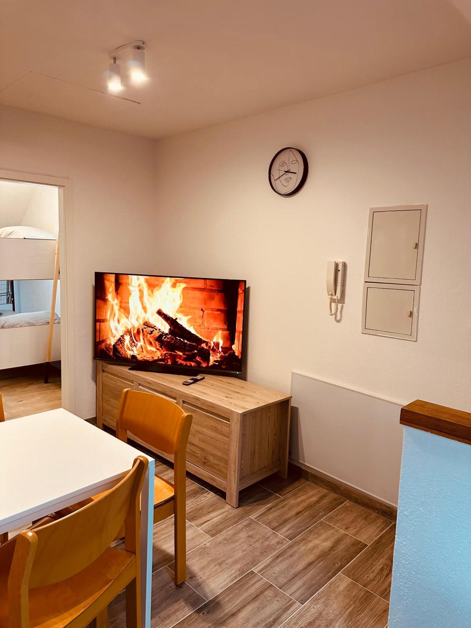 Felix Living 9, Modern & Cozy, 3 Zimmer Wohnung, Parkplatz Salzweg ภายนอก รูปภาพ